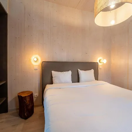 Tranquil Hideaway For Two *